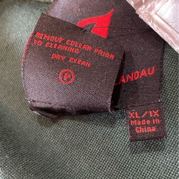 Adrienne Landau Green Cape With Faux Fur Collar Womens Size 1X NWT - Picture 12 of 12